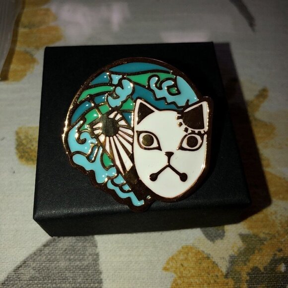 Demon Slayer: Kimetsu No Yaiba Fox Mask Sabito Enamel Pin Goldtone - Picture 3 of 5